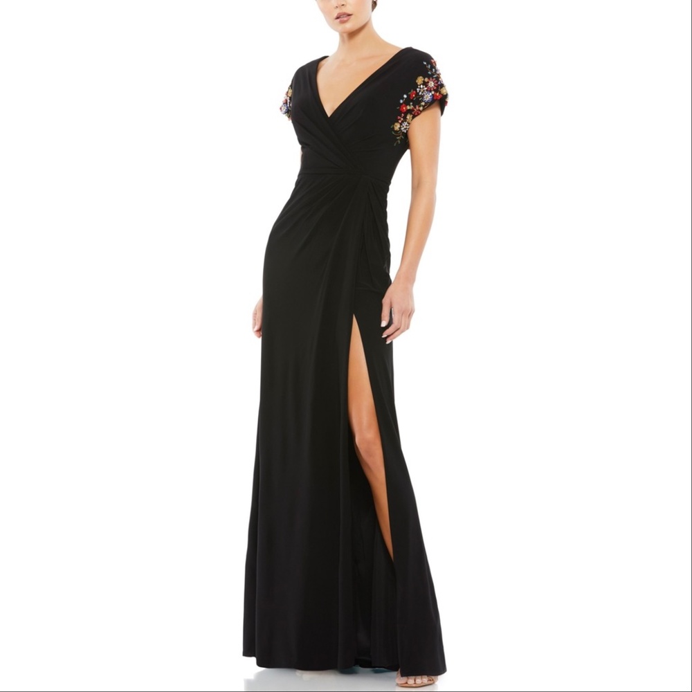 NEW Mac Duggal Ieena 55709 Floral Beaded Sleeve Jersey Wrap Gown, Size 8